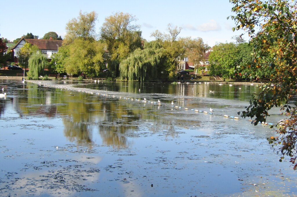 Cardiff - Roath Park Lake © Colin Smith cc-by-sa/2.0 :: Geograph ...