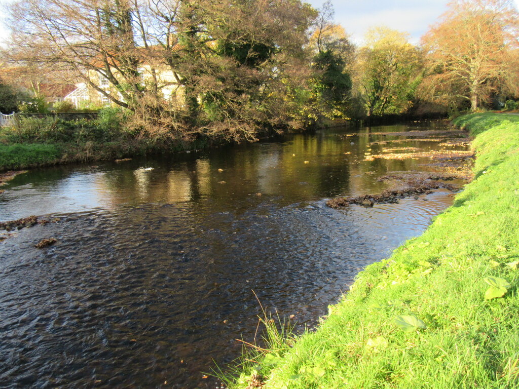 River Seven at Sinnington © T Eyre cc-by-sa/2.0 :: Geograph Britain and ...