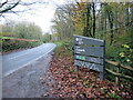 Mynedfa i Goed Cenarth / Access to Cenarth Wood