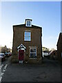 House in the angle, Somerby