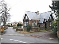 Lodge, Upper Hopton Lane