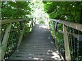 Footbridge over Wightwick Bank