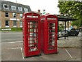 Phone and little library, South Bar Street, Banbury