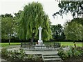 SP4540 : People's Park, Banbury: war memorial by Stephen Craven