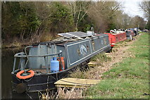 SU6269 : Moored narrowboats above Tyle Mill Lock by David Martin