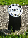 SO8832 : Milestone, Upper Lode Lock, River Severn by Mr Red