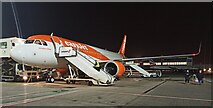 NS4866 : Easyjet aircraft at Glasgow Airport by Thomas Nugent