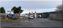 NH6746 : Seafield Road, Longman Industrial Estate, Inverness by Mike Pennington