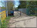 Footbridge over the Polmadie Burn