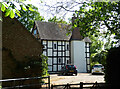 SO8753 : Whittington Grange, Whittington by Chris Allen