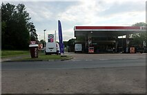 TL8841 : Esso petrol station on Northern Road, Sudbury by David Howard