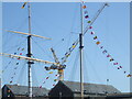 ST5772 : An extra mast? by Neil Owen