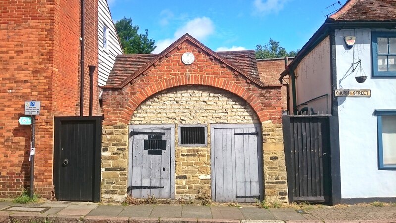 Watch House, Ewell © Mark Percy cc-by-sa/2.0 :: Geograph Britain and ...