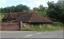 SU7486 : Jackson's Barns, Fawley Bottom by David Howard