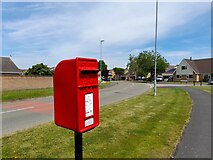 SK7517 : Postbox, Melton Mowbray by David Bremner