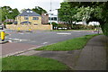 Mini-roundabout, Tudor Drive