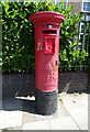 George V postbox on Evelyn Street