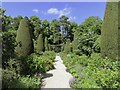 SP1742 : The Long Borders at Hidcote Manor by Steve Daniels