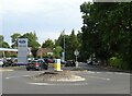 Roundabout on the A321, Handpost Corner