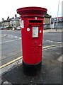 Elizabeth II postbox on Victoria Road, Romford