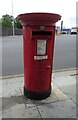 Elizabeth II postbox on Cameron Road, Ilford