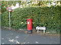 Victorian Postbox (M14 172D)