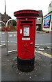 Elizabeth II postbox on Ardleigh Green Road