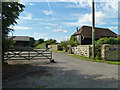 Start of bridleway 3422 at Pickhurst Farm