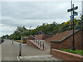 Harrow Manorway path junction, Thamesmead