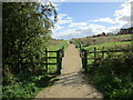 Footpath to Lindhurst Way West