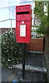 SU4822 : Elizabeth II postbox on Main Road by JThomas
