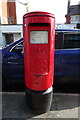 Elizabeth II postbox on Christchurch Road