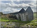 Ruined farm building at Tycanol