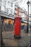 TQ5838 : Replica Victorian Postbox, The Pantiles by N Chadwick