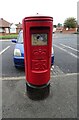 Elizabeth II postbox on Houghton Road