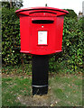 Elizabeth II postbox on Village Road