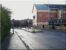 SE2934 : Bus gate on Blackman Lane by Stephen Craven