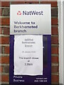 SP9907 : Closure Notice at NatWest Bank, Berkhamsted by David Hillas