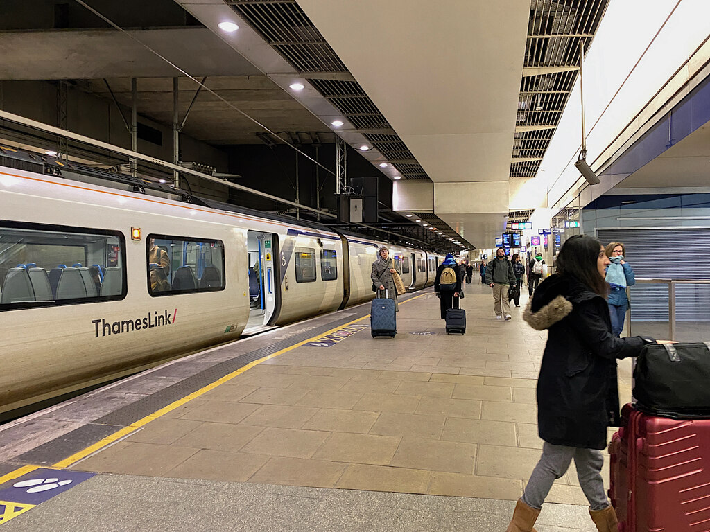 St Pancras Thameslink, Platform B © Robin Stott Cc-by-sa/2.0 ...