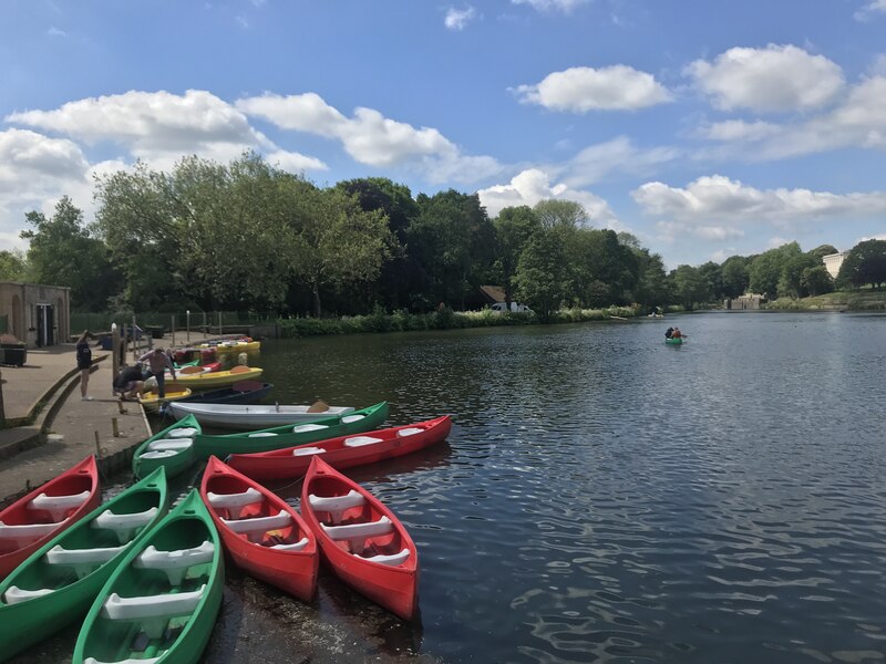 Highfields Boating Lake, Highfields Park © Bryn Holmes cc-by-sa/2.0 ...