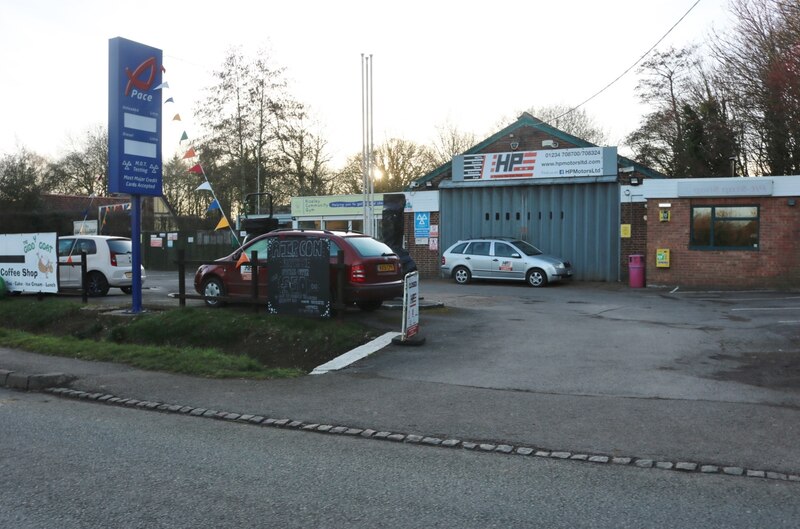 Petrol Station On High Street, Riseley © David Howard Cc-by-sa 2.0 