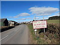 Cyrraedd Llangynin / Entering Llangynin