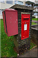 Postbox on Lichfield Avenue, Hele, Torquay