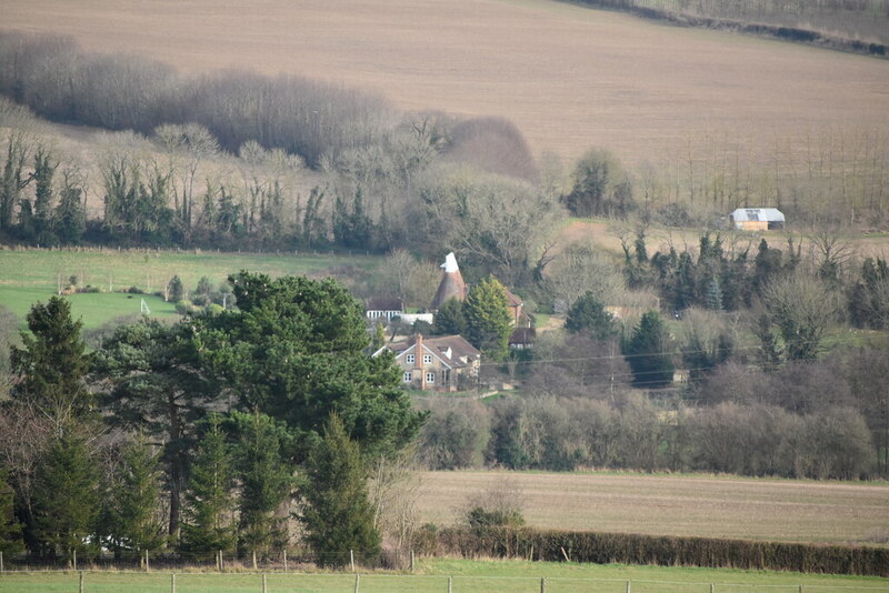 Bourne Oast \u00a9 N Chadwick cc-by-sa\/2.0 :: Geograph Britain and Ireland