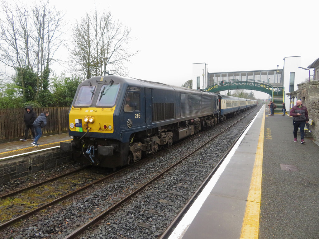 Rpsi Railtour At Edgeworthstown © Gareth James Cc By Sa20 Geograph Britain And Ireland 8094