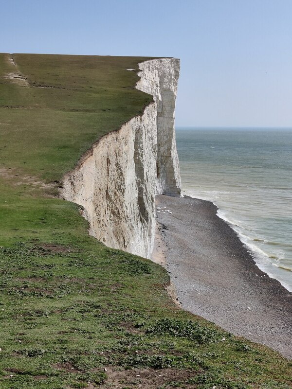 Flagstaff Point along the Seven Sisters © Mat Fascione cc-by-sa/2.0 ...