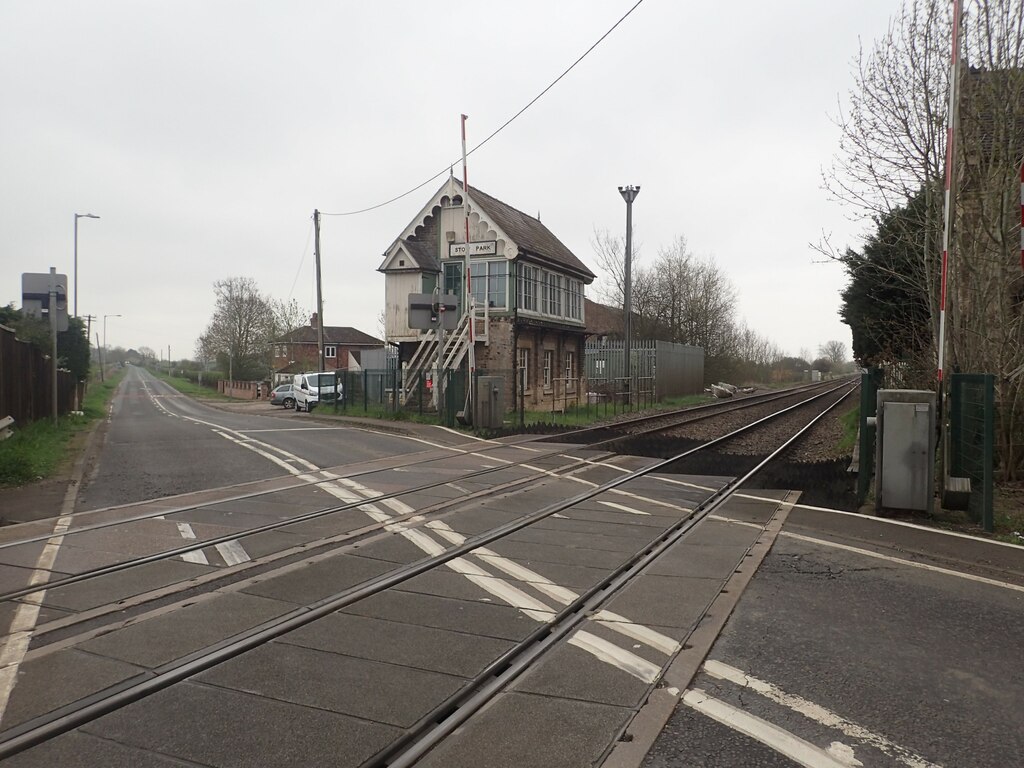 Site of Stow Park station \u00a9 Marathon cc-by-sa\/2.0 :: Geograph Britain ...