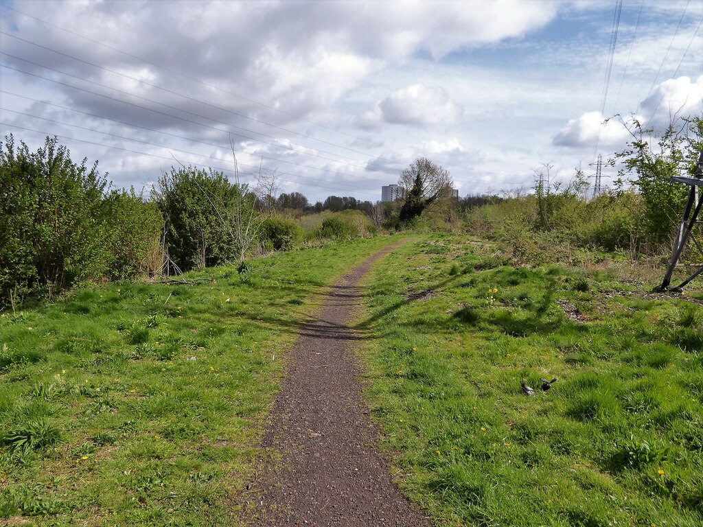 cycle-path-following-route-of-former-kevin-waterhouse-cc-by-sa-2-0