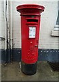 George VI postbox on Princes Street (B1075)