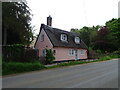 Thatched cottage beside Norwich Road (National Cycle Route 51)